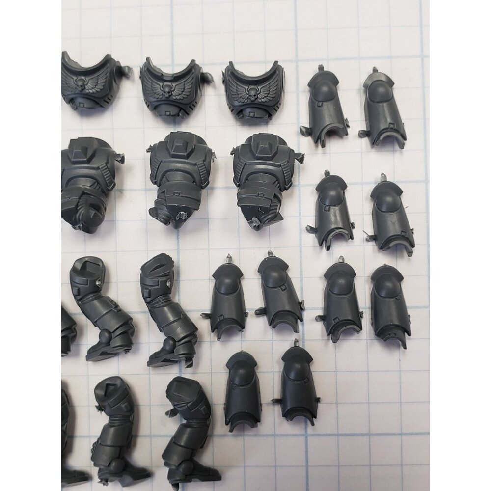 Warhammer 40k Space Marine Bits Primaris Intercessor Torso & Legs Set x5 - Picture 3 of 3